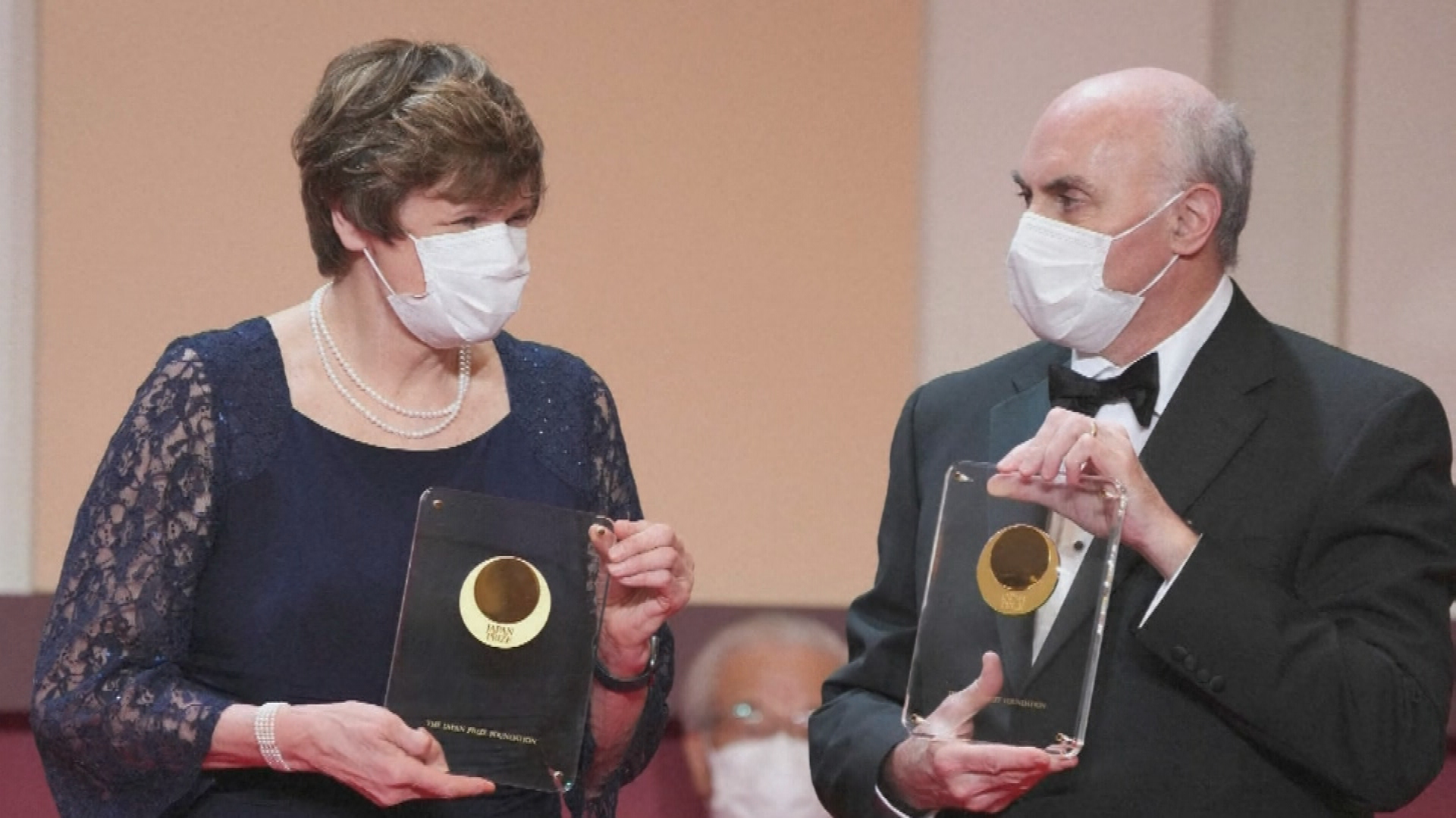 Scientists awarded Nobel Prize for COVID-19 vaccine development